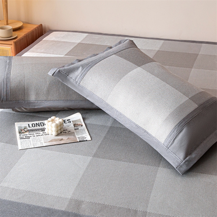 91家纺网 家纺一手货源 找家纺 启程 2024新款600D数码印花凉感冰藤席系列 灰大格-冰藤席