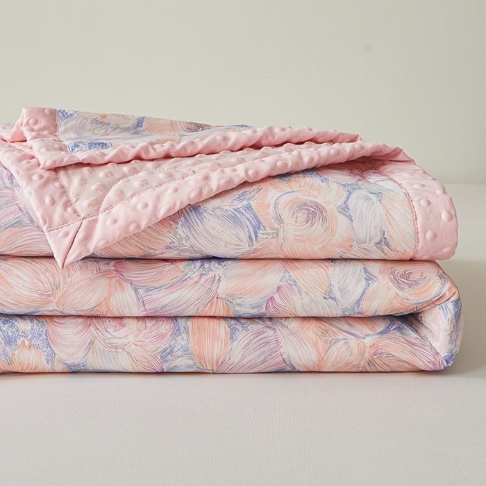 91家纺网 家纺一手货源 找家纺 鑫顺欣 2025新款A类凉感冰丝豆豆印花夏被 初遇 粉