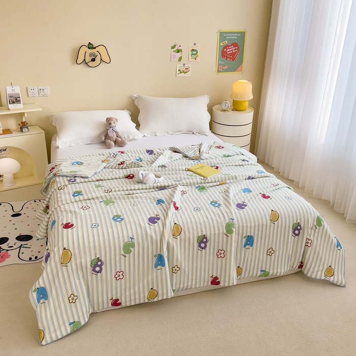 91家纺网 家纺一手货源 找家纺 米菲 2024新款A类凉感丝印花夏被夏凉被被芯 字母abc