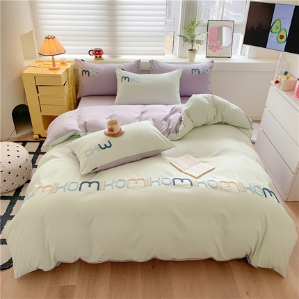 91家纺网 家纺一手货源 找家纺 云雀 2025新款水洗亲肤棉字母毛巾绣四件套-米朵 米朵-水绿