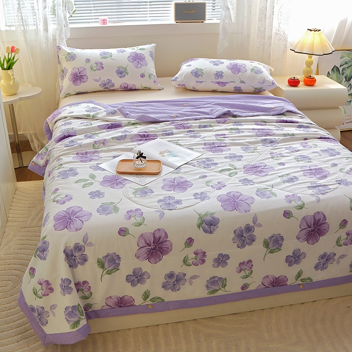 91家纺网 家纺一手货源 找家纺 金柚子2024新款全棉印花夏凉被 花暖迎春-紫