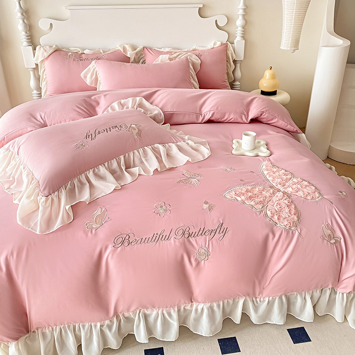 91家纺网 家纺一手货源 找家纺 富盛 2024新款水洗亲肤棉立体刺绣四件套公主风四件套-蝴蝶系列 蝴蝶-豆沙