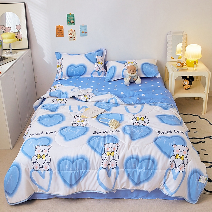 91家纺网 家纺一手货源 找家纺 卡斯诺家纺馆 2025新款芦荟棉亲肤印花夏被 （下载包包含买家秀）爱心熊