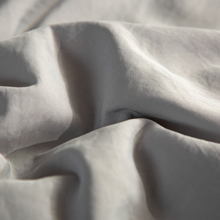 91家纺网 家纺一手货源 找家纺 被靠被2024新款锦丝锻夏被-赫拉 浅灰