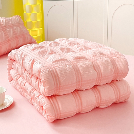 91家纺网 家纺一手货源 找家纺 （总）卡斯诺 2025新款简约时尚泡泡纱水洗棉夏被（下载包包含买家秀）