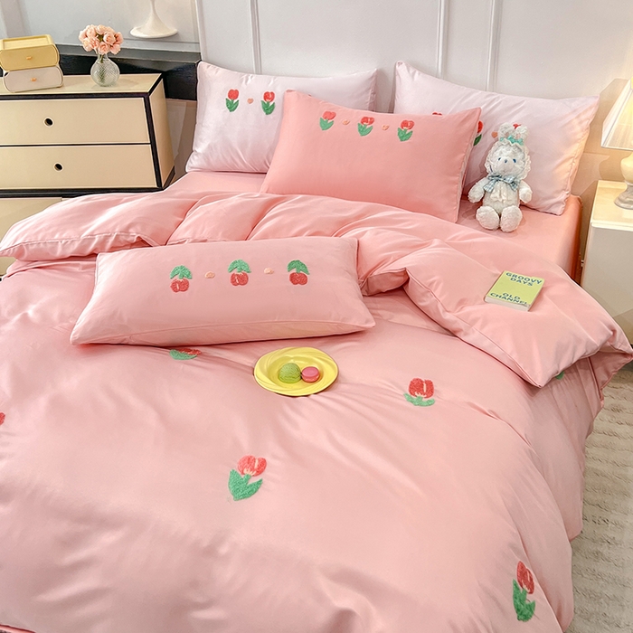 91家纺网 家纺一手货源 找家纺 艾米家居 2025水洗真丝四件套毛巾绣四件套-郁金香系列 豆沙