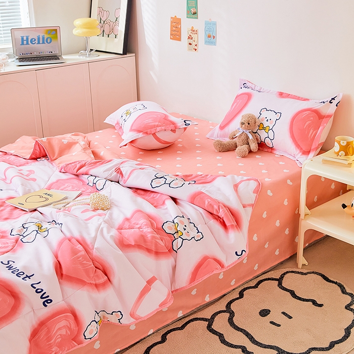 91家纺网 家纺一手货源 找家纺 卡斯诺家纺馆 2025新款芦荟棉亲肤印花夏被（下载包包含买家秀） 粉心熊