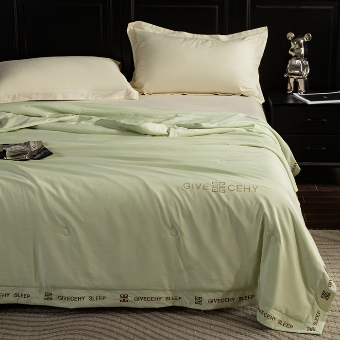 91家纺网 家纺一手货源 找家纺 被靠被2024新款锦丝锻夏被-赫拉 草绿