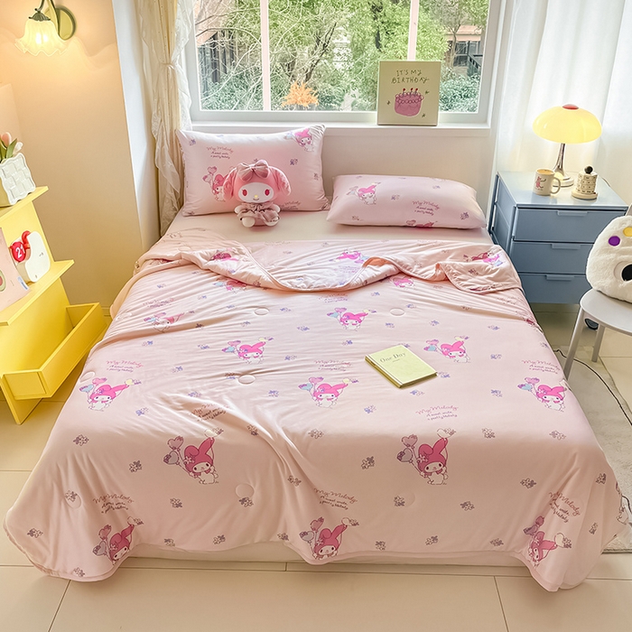 91家纺网 家纺一手货源 找家纺 桃子家居 2024新款A类三丽鸥正版授权高品质牛奶丝软糯针织棉夏被系列 针织棉三丽鸥-气球美乐蒂