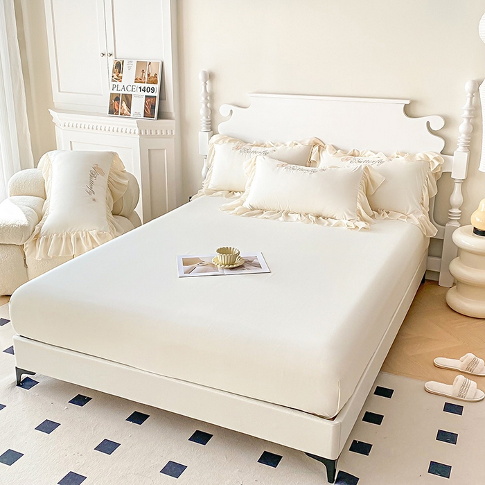 91家纺网 家纺一手货源 找家纺 富盛 2024新款水洗亲肤棉立体刺绣四件套公主风四件套-蝴蝶系列 蝴蝶-白