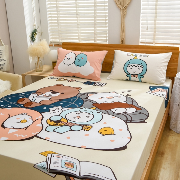 91家纺网 家纺一手货源 找家纺 沐白家居 2024新款纯棉喷气133*72二次元大版印花单床笠 晚安熊