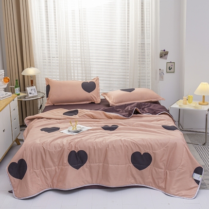 91家纺网 家纺一手货源 找家纺 （总）卡斯诺家纺馆 2025新款芦荟棉亲肤印花夏被（下载包包含买家秀）