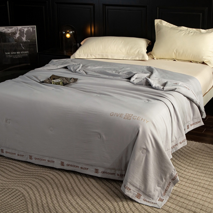 91家纺网 家纺一手货源 找家纺 被靠被2024新款锦丝锻夏被-赫拉 浅灰