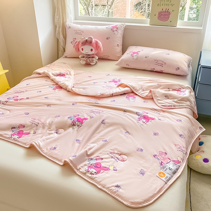 91家纺网 家纺一手货源 找家纺 桃子家居 2024新款A类三丽鸥正版授权高品质牛奶丝软糯针织棉夏被系列 针织棉三丽鸥-气球美乐蒂