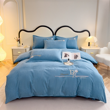 91家纺网 家纺一手货源 找家纺 （总）鑫利来新款水洗斜纹棉蛋白棉绣花磨毛四件套 梦想系列