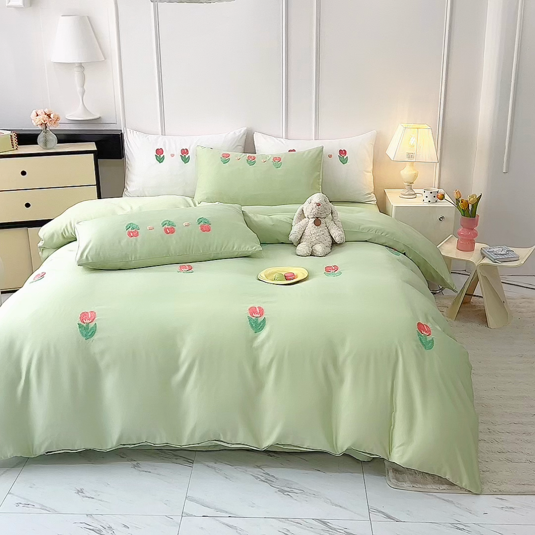 91家纺网 家纺一手货源 找家纺 艾米家居 2025水洗真丝四件套毛巾绣四件套-郁金香系列 水绿