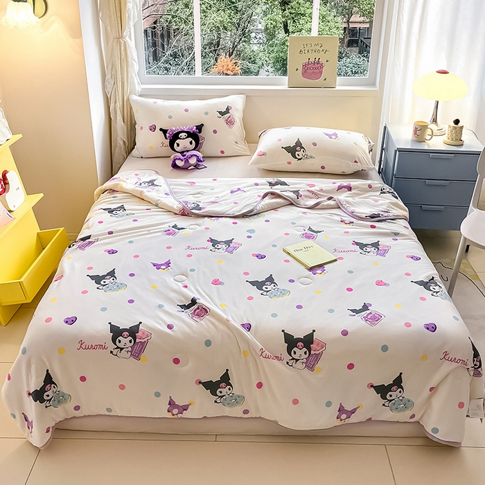 91家纺网 家纺一手货源 找家纺 桃子家居 2024新款A类三丽鸥正版授权高品质牛奶丝软糯针织棉夏被系列 针织棉三丽鸥-彩糖库洛米