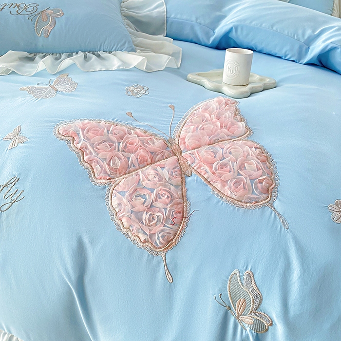 91家纺网 家纺一手货源 找家纺 富盛 2024新款水洗亲肤棉立体刺绣四件套公主风四件套-蝴蝶系列 蝴蝶-蓝