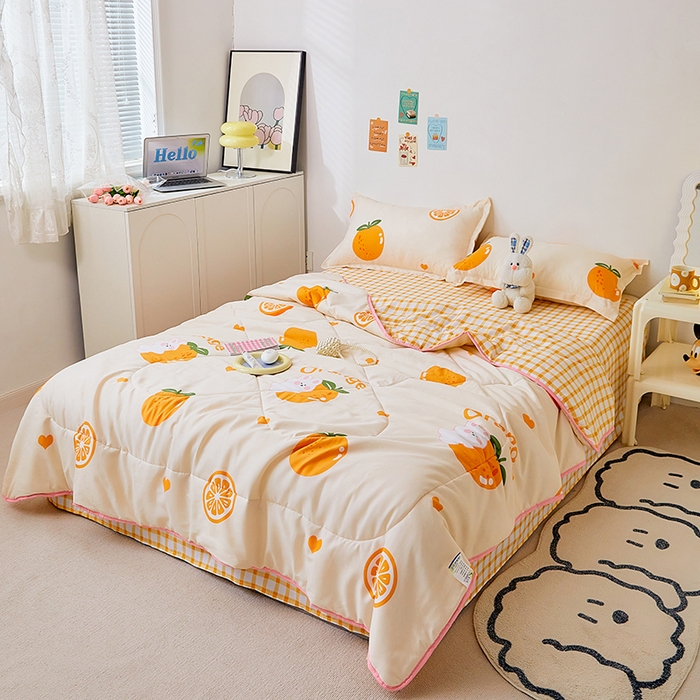 91家纺网 家纺一手货源 找家纺 卡斯诺家纺馆 2025新款芦荟棉亲肤印花夏被（下载包包含买家秀） 果橙