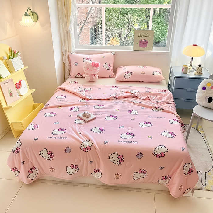 91家纺网 家纺一手货源 找家纺 金爱家 2024新款A类三丽鸥正版授权高品质牛奶丝软糯针织棉夏被系列 针织棉三丽鸥-粉粉甜筒kitty