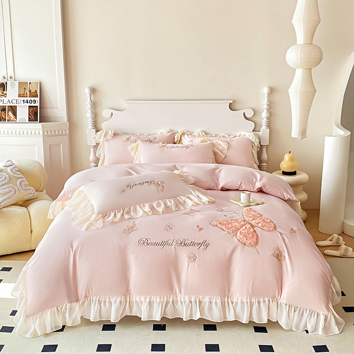 91家纺网 家纺一手货源 找家纺 富盛 2024新款水洗亲肤棉立体刺绣四件套公主风四件套-蝴蝶系列 蝴蝶-粉