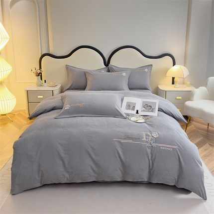 91家纺网 家纺一手货源 找家纺 （总）鑫利来新款水洗斜纹棉蛋白棉绣花磨毛四件套 梦想系列