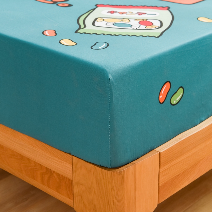 91家纺网 家纺一手货源 找家纺 沐白家居 2024新款纯棉喷气133*72二次元大版印花单床笠 趣味