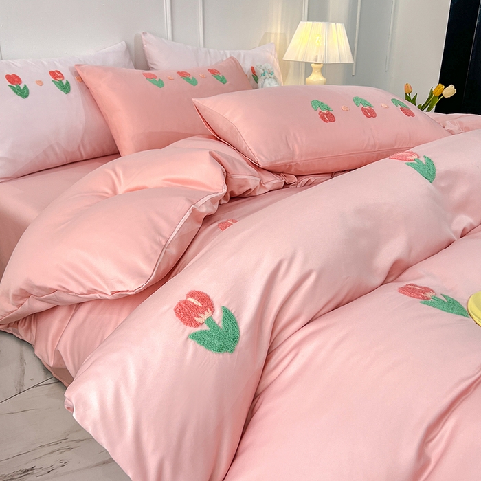 91家纺网 家纺一手货源 找家纺 艾米家居 2025水洗真丝四件套毛巾绣四件套-郁金香系列 豆沙