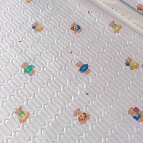 91家纺网 家纺一手货源 找家纺 小虾米 2024新款上下床乳胶凉席床笠款印花凉席三件套 小熊点点