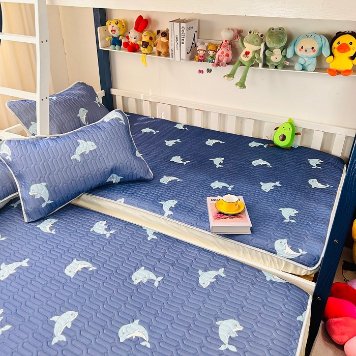 91家纺网 家纺一手货源 找家纺 小虾米 2024新款上下床乳胶凉席床笠款印花凉席三件套 海豚宝宝