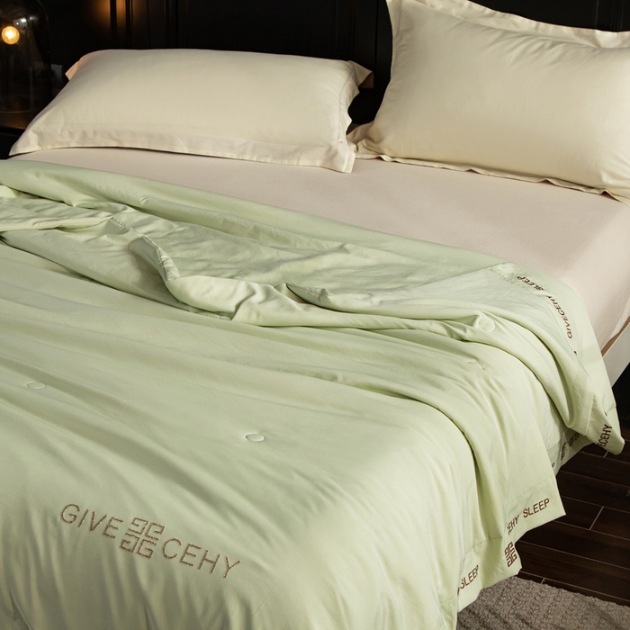 91家纺网 家纺一手货源 找家纺 被靠被2024新款锦丝锻夏被-赫拉 草绿