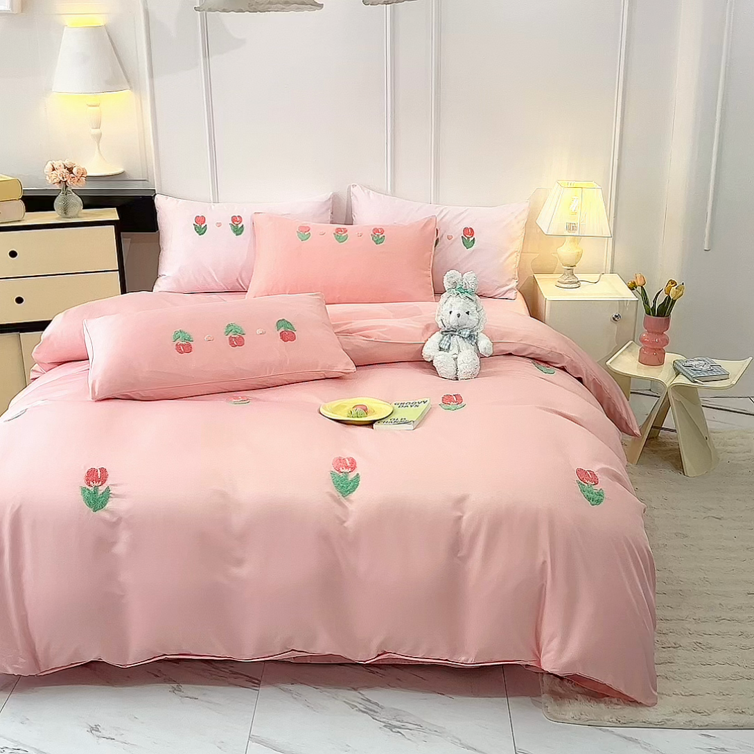 91家纺网 家纺一手货源 找家纺 艾米家居 2025水洗真丝四件套毛巾绣四件套-郁金香系列 豆沙