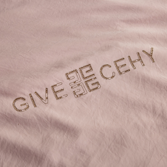 91家纺网 家纺一手货源 找家纺 被靠被2024新款锦丝锻夏被-赫拉 紫豆沙