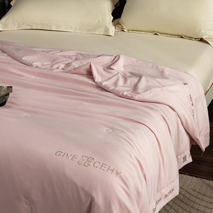 91家纺网 家纺一手货源 找家纺 被靠被2024新款锦丝锻夏被-赫拉 紫豆沙