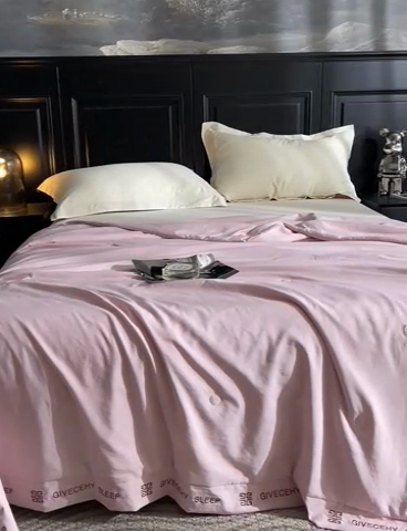 91家纺网 家纺一手货源 找家纺 被靠被2024新款锦丝锻夏被-赫拉 浅灰