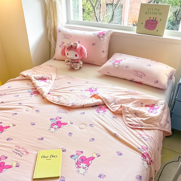 91家纺网 家纺一手货源 找家纺 桃子家居 2024新款A类三丽鸥正版授权高品质牛奶丝软糯针织棉夏被系列 针织棉三丽鸥-气球美乐蒂