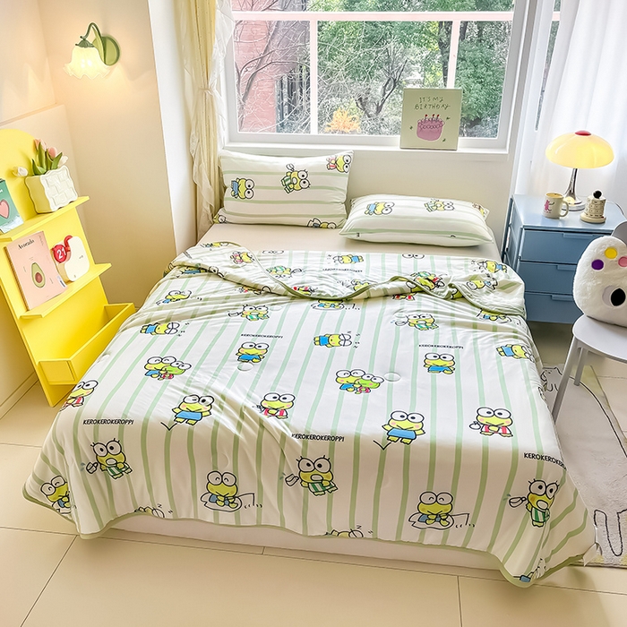 91家纺网 家纺一手货源 找家纺 金爱家 2024新款A类三丽鸥正版授权高品质牛奶丝软糯针织棉夏被系列 针织棉三丽鸥-夏日大眼蛙