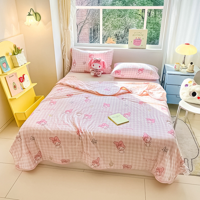 91家纺网 家纺一手货源 找家纺 桃子家居 2024新款A类三丽鸥正版授权高品质牛奶丝软糯针织棉夏被系列 针织棉三丽鸥-粉粉美乐蒂