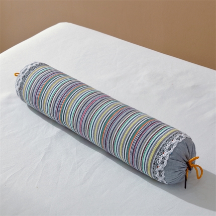 91家纺网 家纺一手货源 找家纺 芯奇想 2024新款圆柱形荞麦硬枕头颈椎枕头糖果枕 灰色条纹