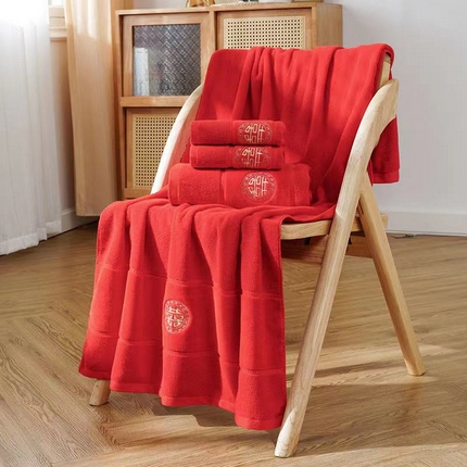 （总）品居毛巾 2024新款大红锻档割绒刺绣毛巾浴巾套件