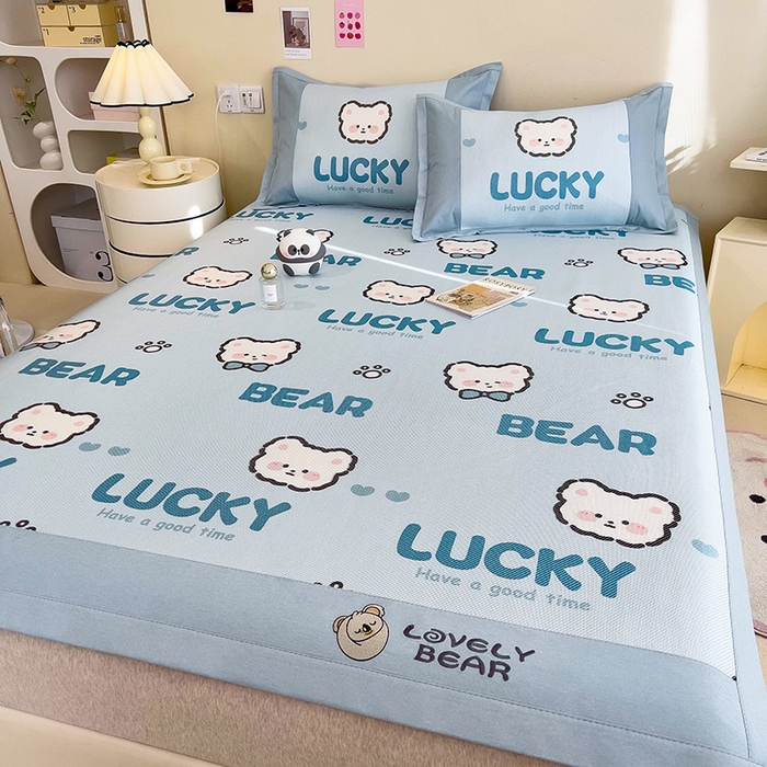 91家纺网 家纺一手货源 找家纺 全季家居 2024新款A类抗菌数码印花冰藤席三件套 床席款-幸运熊