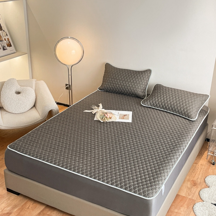 91家纺网 家纺一手货源 找家纺 欧邦 新款纯色A类凉感丝乳胶床笠三件套 深灰