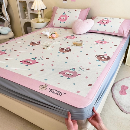 91家纺网 家纺一手货源 找家纺 全季家居 2024新款A类抗菌数码印花冰藤席三件套 床笠款-甜甜圈