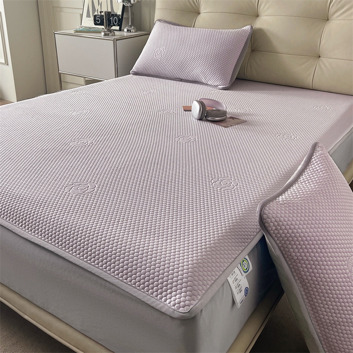 91家纺网 家纺一手货源 找家纺 2024新款抗菌凉豆豆提花床笠款凉席-花朵系列 花朵-冰藤紫