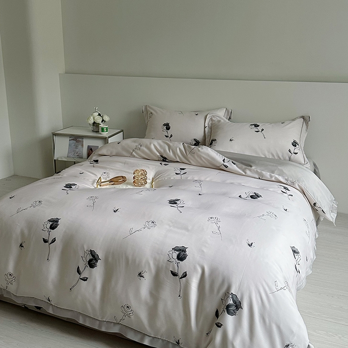 91家纺网 家纺一手货源 找家纺 氧家 2025新款莱赛尔天丝数码印花四件套宽边断角工艺（礼盒装）伊芙兰