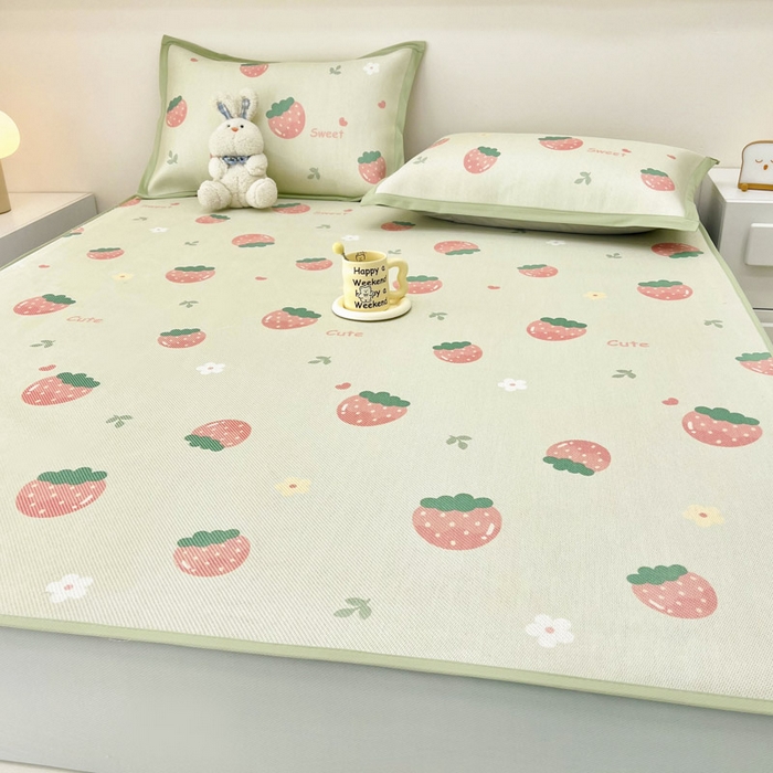 91家纺网 家纺一手货源 找家纺 全季家居 2024新款5A抗菌小清新数码印花冰藤席 床笠款-草莓