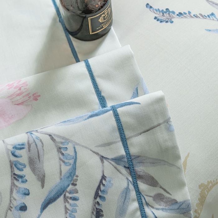 91家纺网 家纺一手货源 找家纺 氧家 2025新款莱赛尔天丝数码印花四件套宽边断角工艺（礼盒装）沐夏