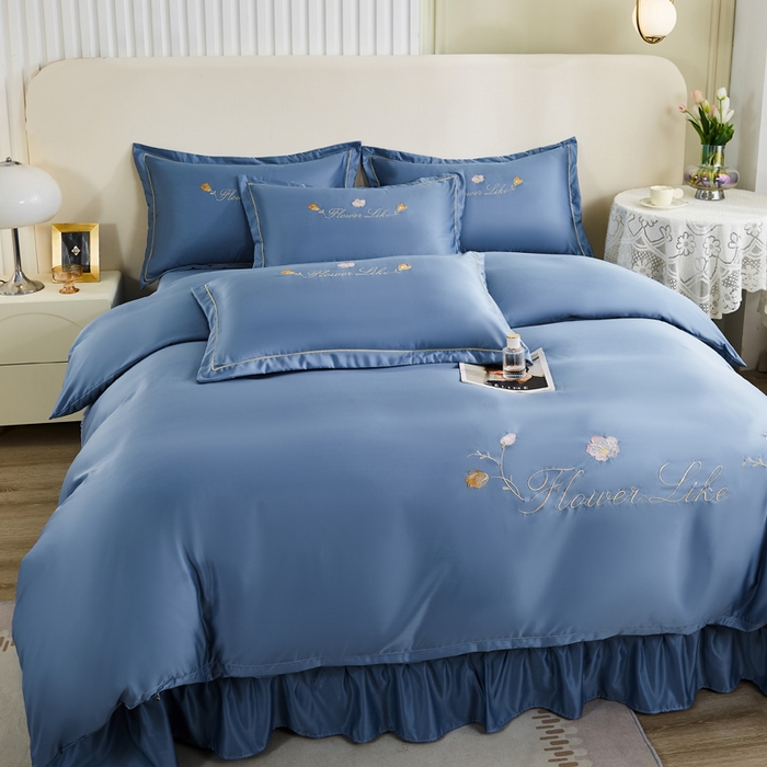 91家纺网 家纺一手货源 找家纺 银石-床裙款水洗真丝绣花四件套 雾蓝