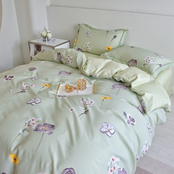 91家纺网 家纺一手货源 找家纺 氧家 2025新款莱赛尔天丝数码印花四件套宽边断角工艺（礼盒装）花栖子绿