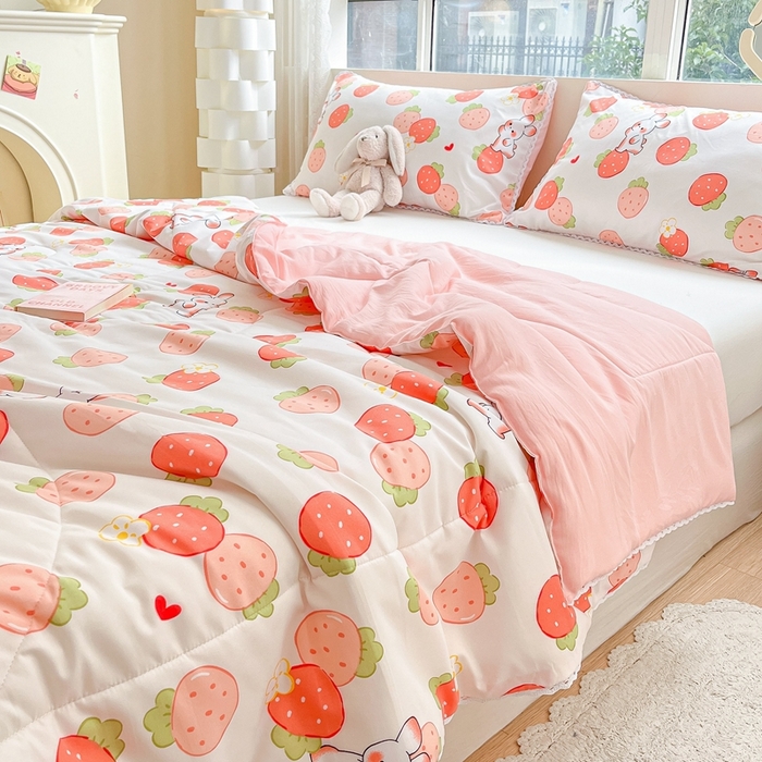 91家纺网 家纺一手货源 找家纺 2025新款慕尚600D数码印花冰丝凉席 小草莓兔